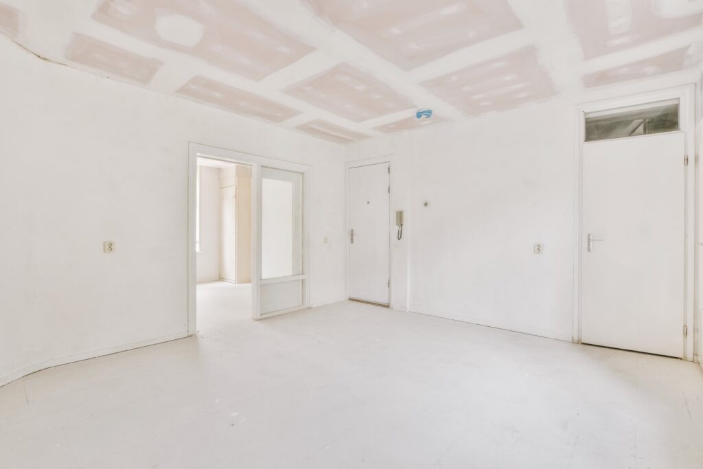 A cozy and spacious empty room in a luxury house